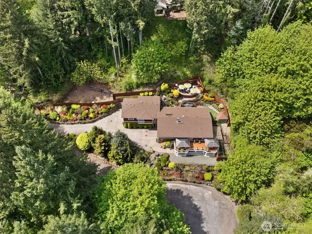 9825 Glory Drive SE Olympia WA 98513