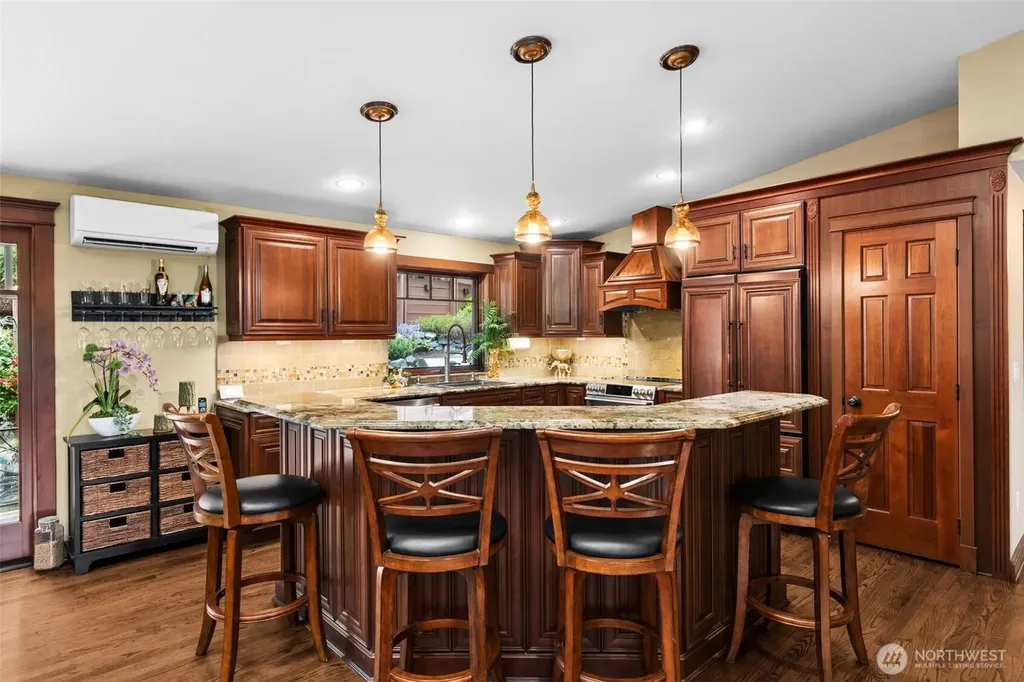 9825 Glory Drive SE Olympia WA 98513