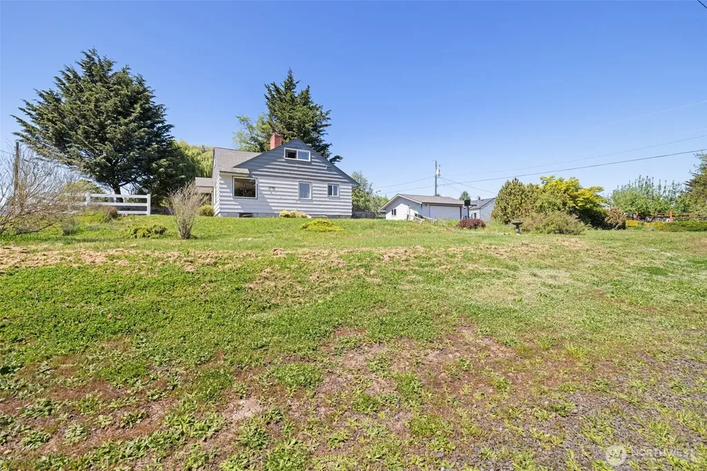 905 W 11th Street Port Angeles WA 98363