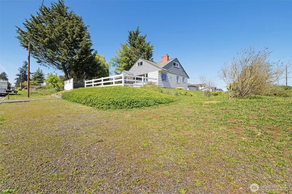905 W 11th Street Port Angeles WA 98363