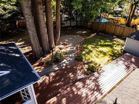 22039 NE 15th Street Sammamish WA 98074