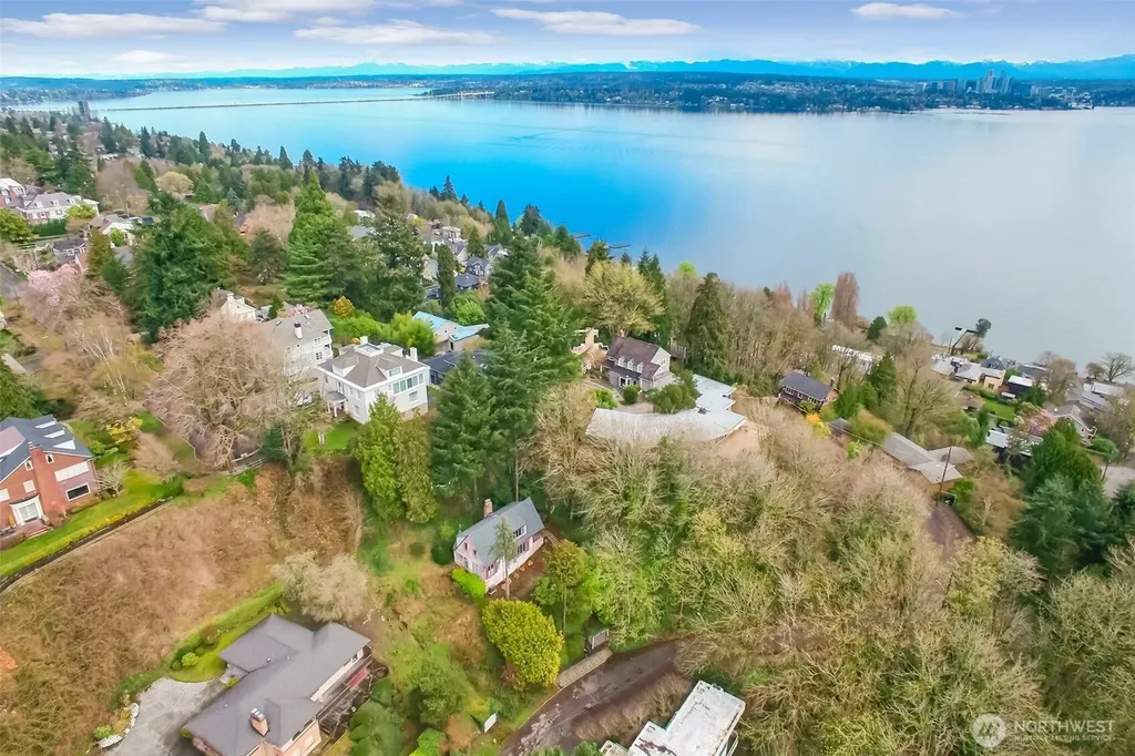 3502 E Terrace Street Seattle WA 98122