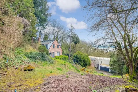 3502 E Terrace Street Seattle WA 98122
