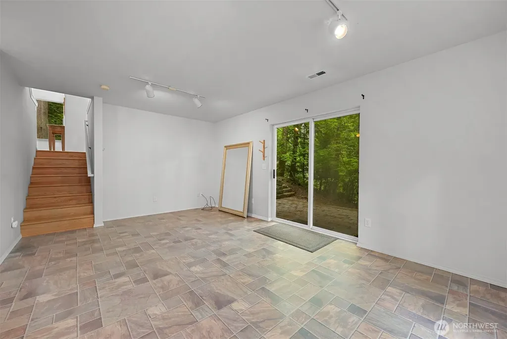 5 Horseshoe Circle Bellingham WA 98229