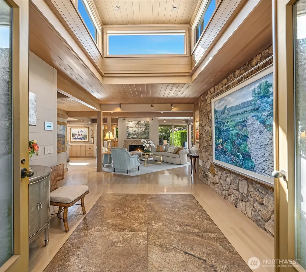 3111 Hunts Point Circle Hunts Point WA 98004