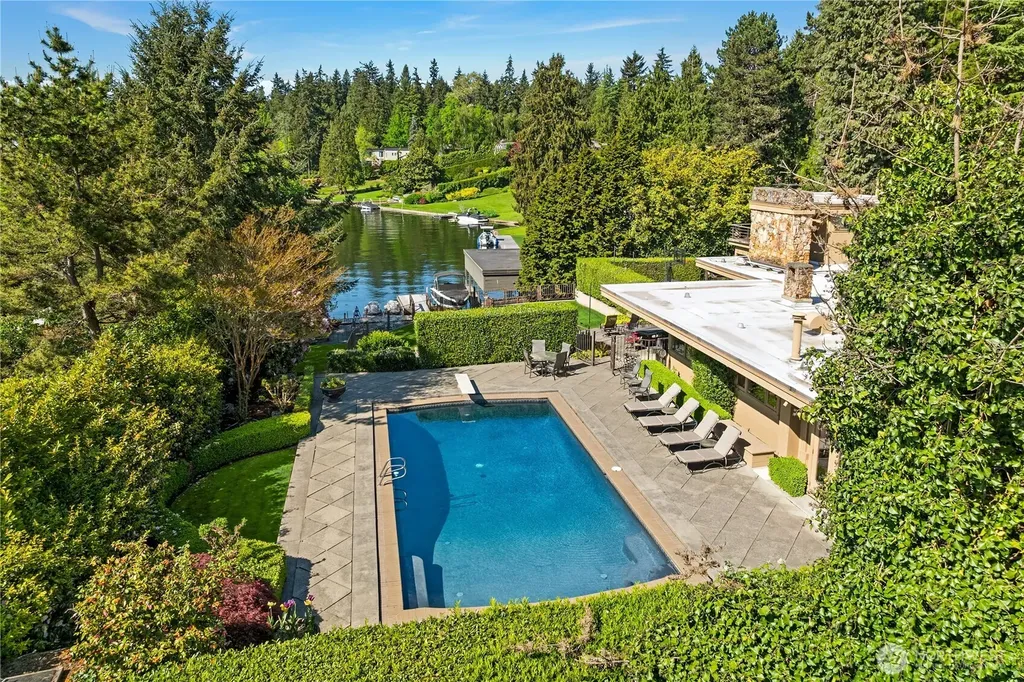 3111 Hunts Point Circle Hunts Point WA 98004