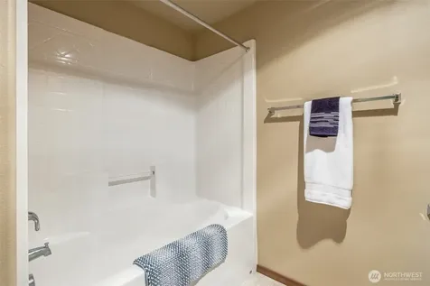 5197 Regan Road Cashmere WA 98815