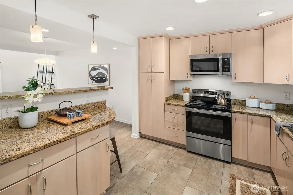 3506 108th Place NE Bellevue WA 98004