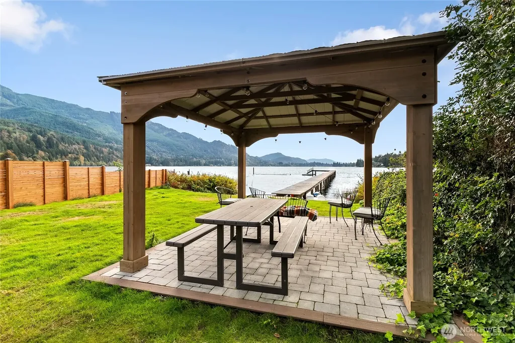 921 Autumn Lane Bellingham WA 98229