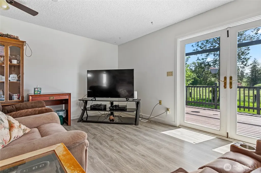 2515 Brown Road Ferndale WA 98248