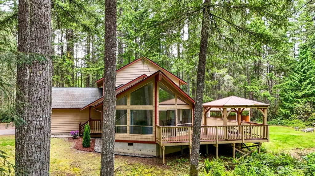 12677 Olympic View Road NW Silverdale WA 98383