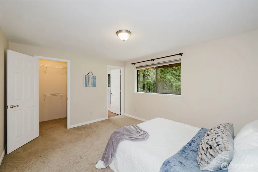 12677 Olympic View Road NW Silverdale WA 98383