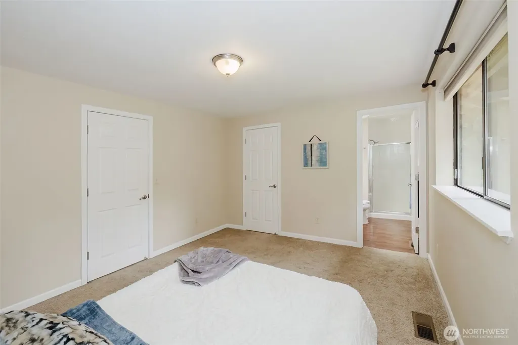 12677 Olympic View Road NW Silverdale WA 98383