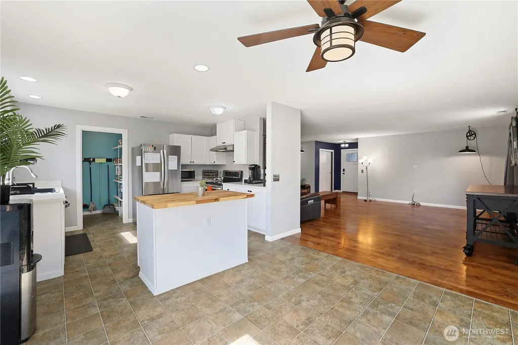 1105 Boatman Avenue NW Orting WA 98360