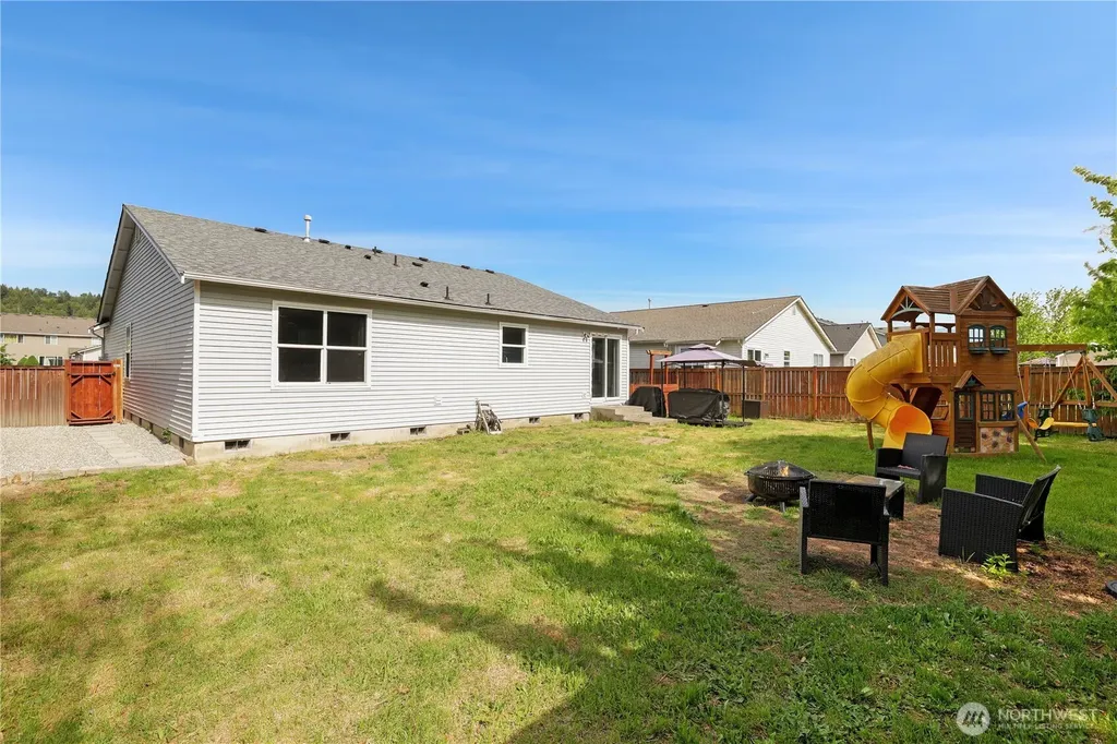 1105 Boatman Avenue NW Orting WA 98360