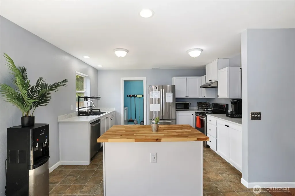 1105 Boatman Avenue NW Orting WA 98360