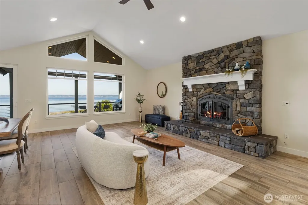 32326 Hoffman Road NE Kingston WA 98346