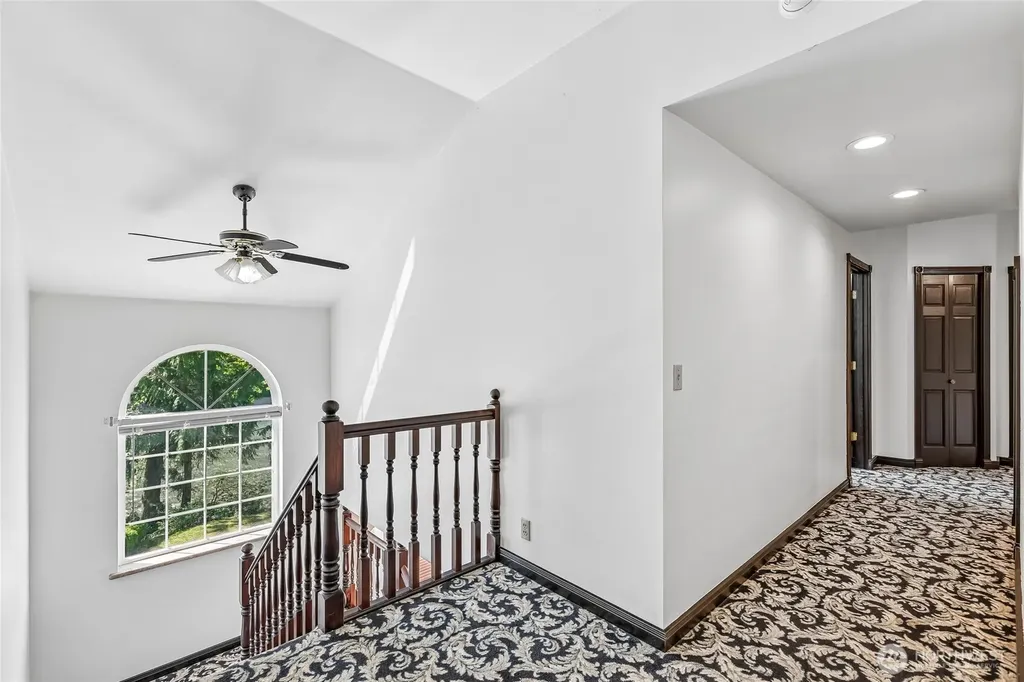17310 116th Place NE Arlington WA 98223
