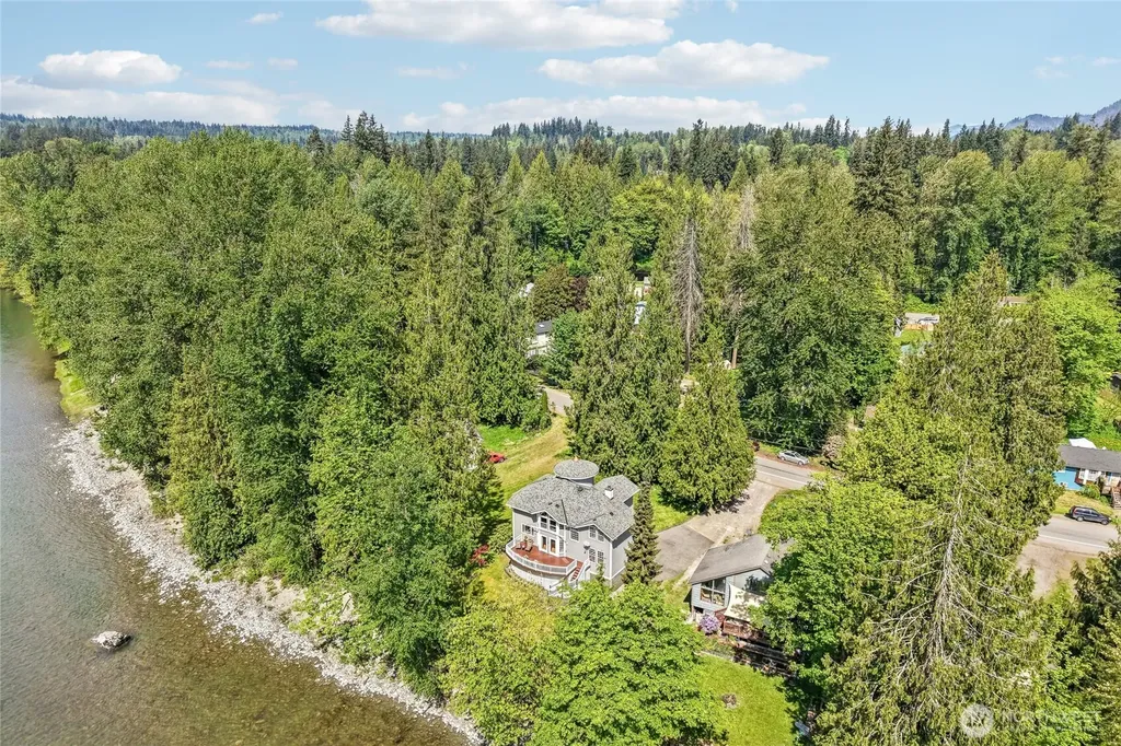 17310 116th Place NE Arlington WA 98223