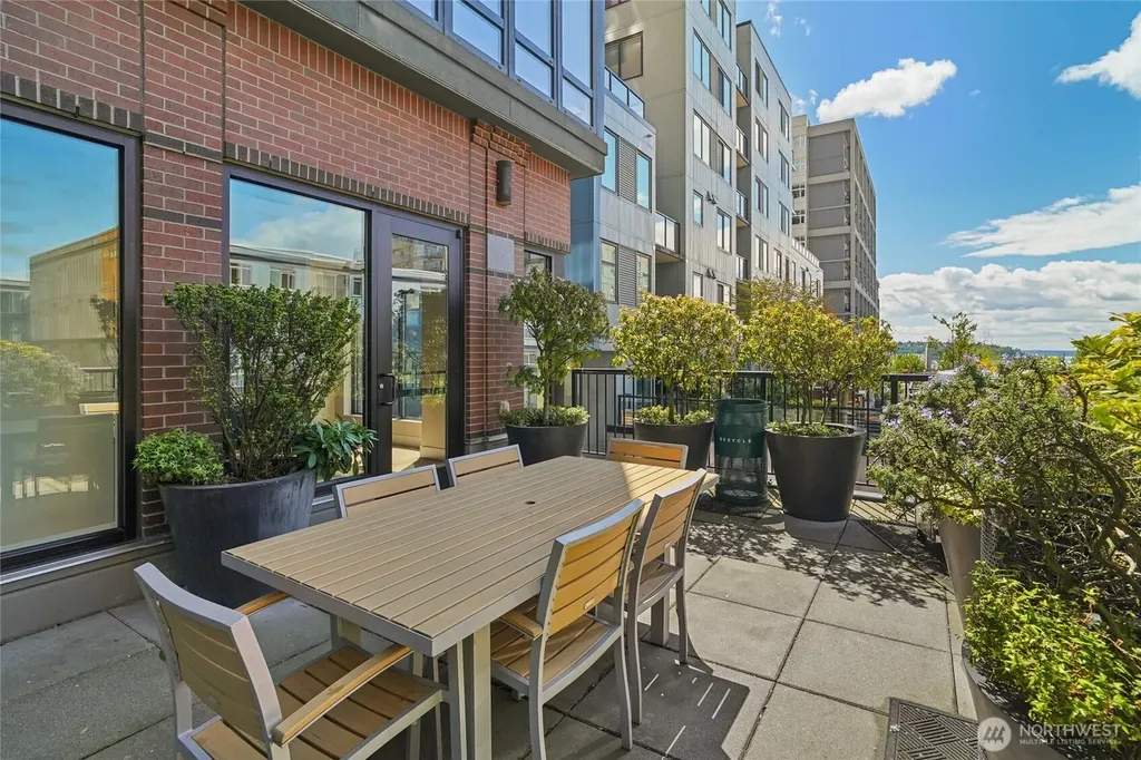 2721 1st Avenue Seattle WA 98121