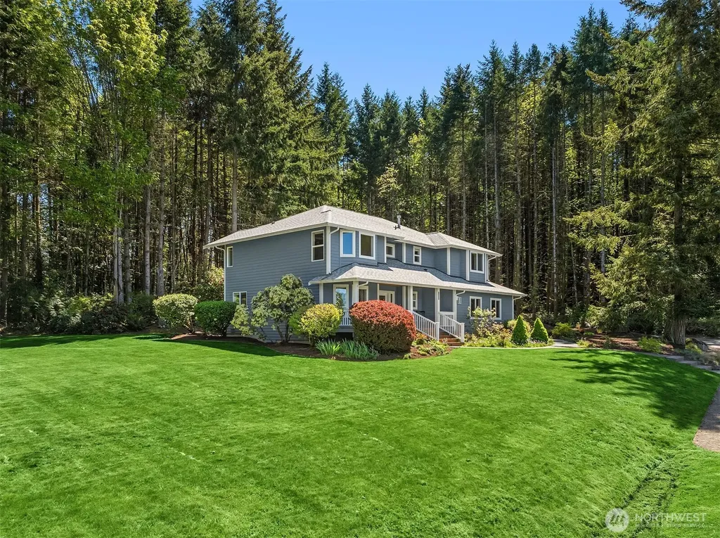 24628 Hillbend Lane NE Kingston WA 98346