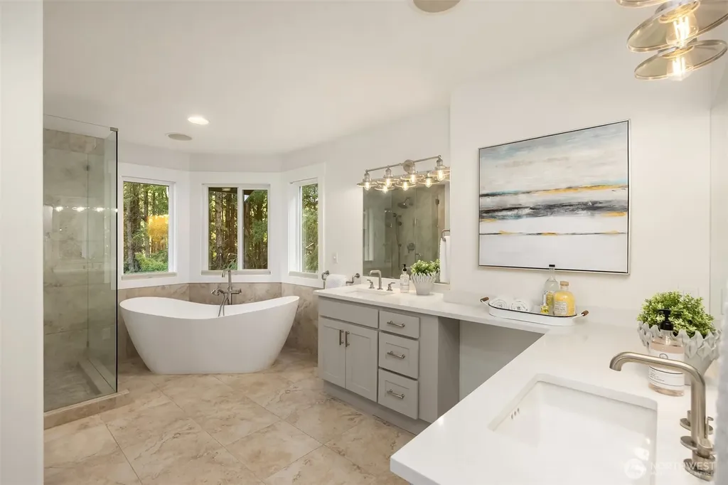 24628 Hillbend Lane NE Kingston WA 98346
