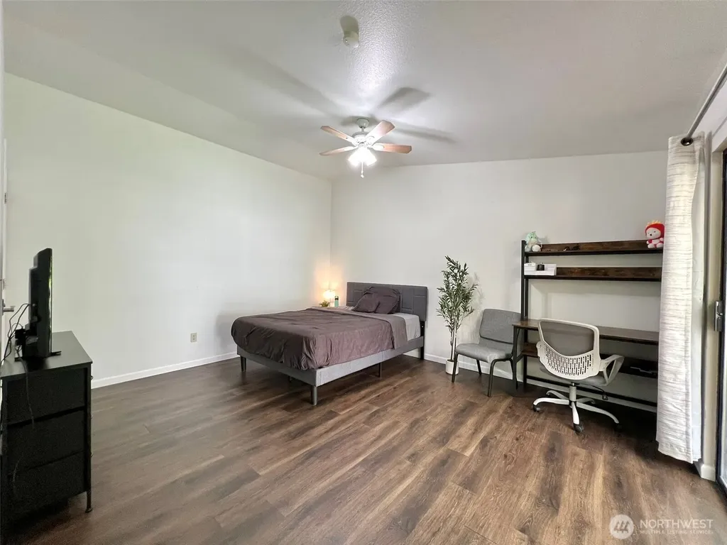 11524 SE 322nd Place Auburn WA 98092