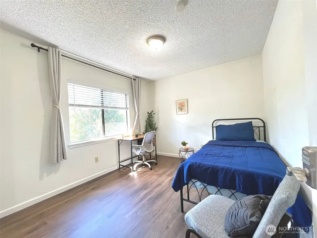 11524 SE 322nd Place Auburn WA 98092