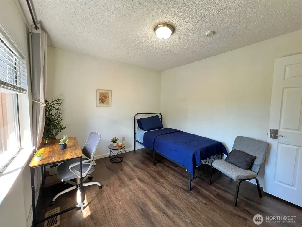 11524 SE 322nd Place Auburn WA 98092