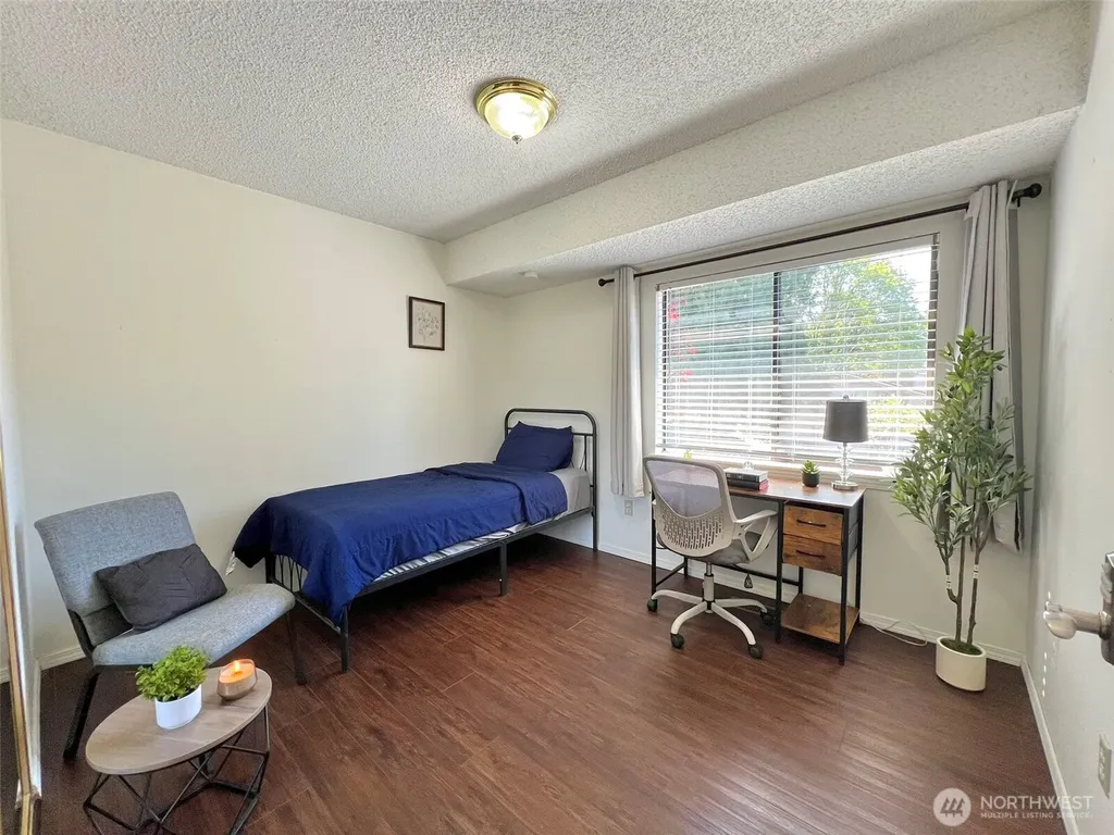 11524 SE 322nd Place Auburn WA 98092