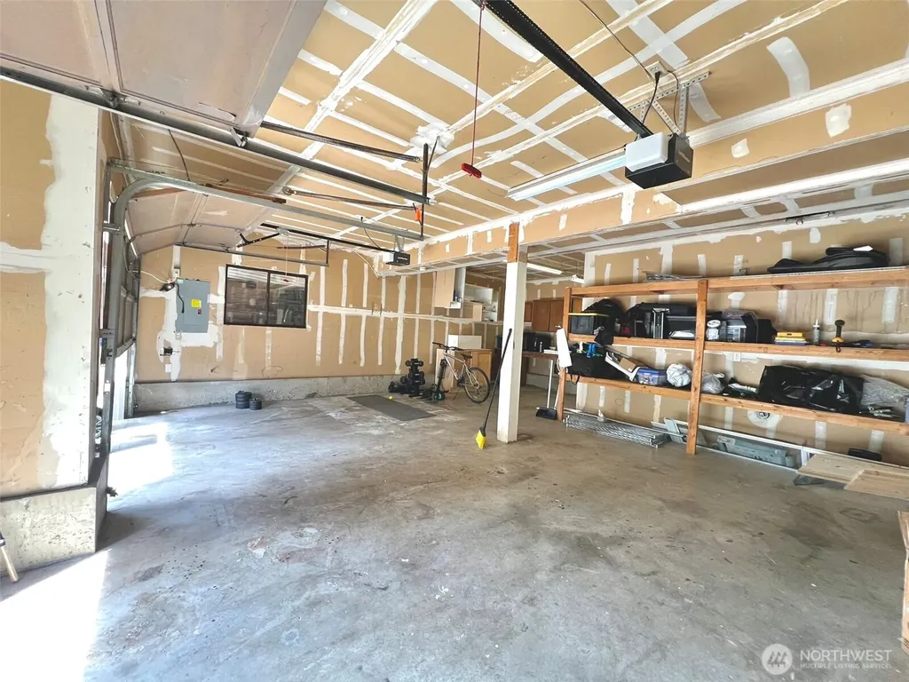 11524 SE 322nd Place Auburn WA 98092