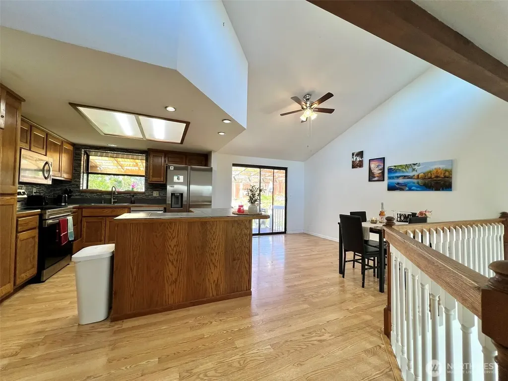 11524 SE 322nd Place Auburn WA 98092