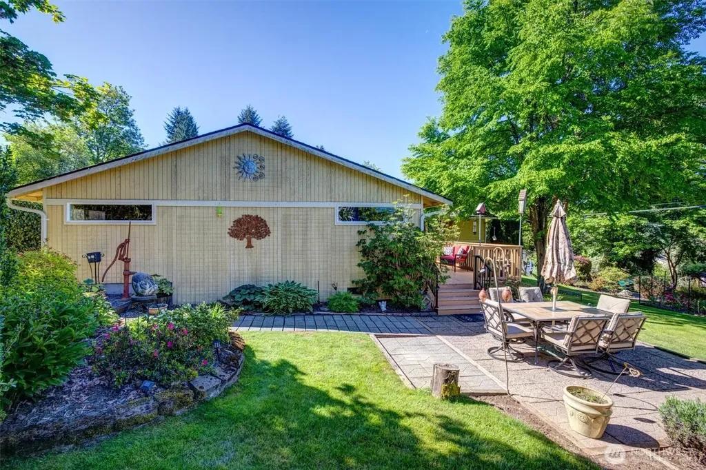 26708 NE Cherry Street Duvall WA 98019