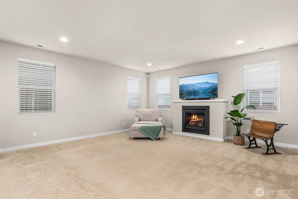 2032 Cantergrove Drive SE Lacey WA 98503