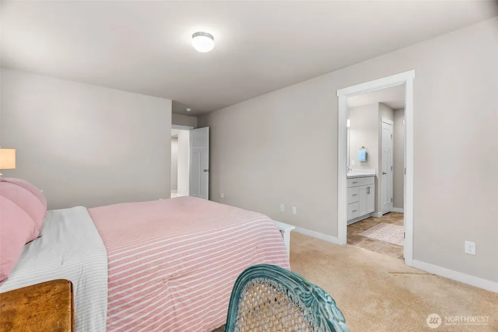 2032 Cantergrove Drive SE Lacey WA 98503