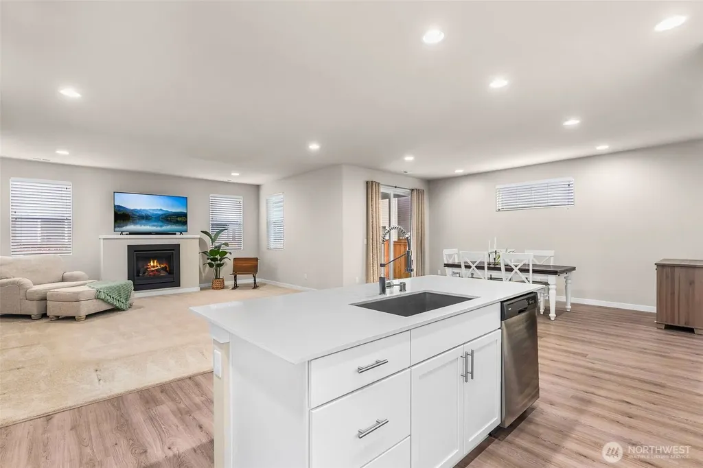 2032 Cantergrove Drive SE Lacey WA 98503