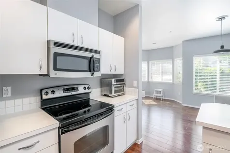 4714 Fairwood Boulevard NE Tacoma WA 98422