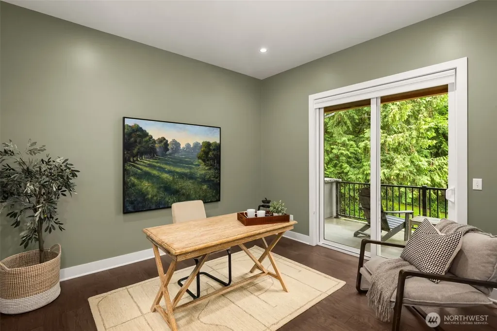 12914 63rd Avenue NE Kirkland WA 98034
