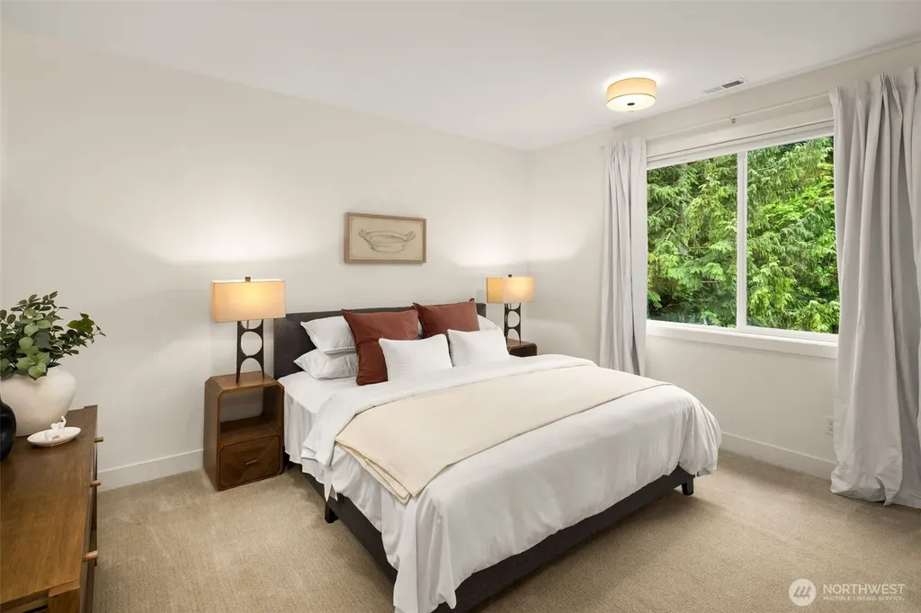 12914 63rd Avenue NE Kirkland WA 98034