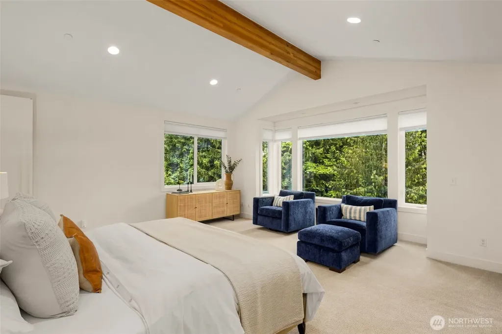 12914 63rd Avenue NE Kirkland WA 98034