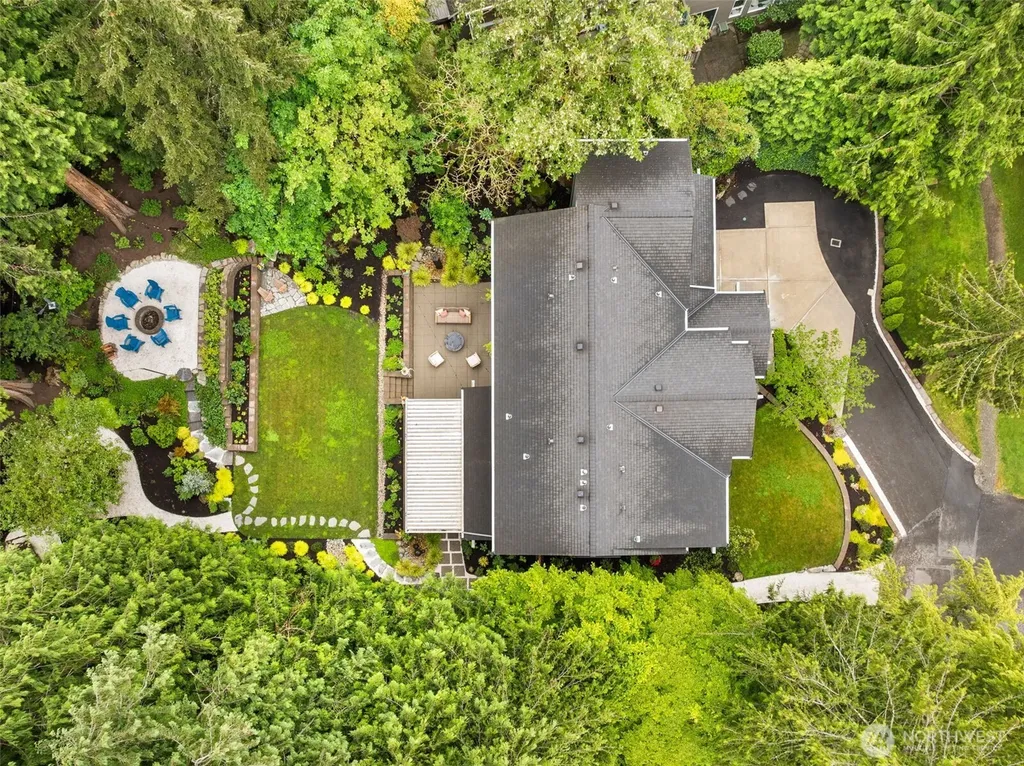 12914 63rd Avenue NE Kirkland WA 98034