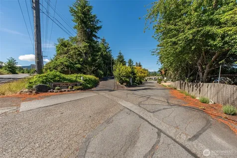 921 S 3rd Avenue Sequim WA 98382