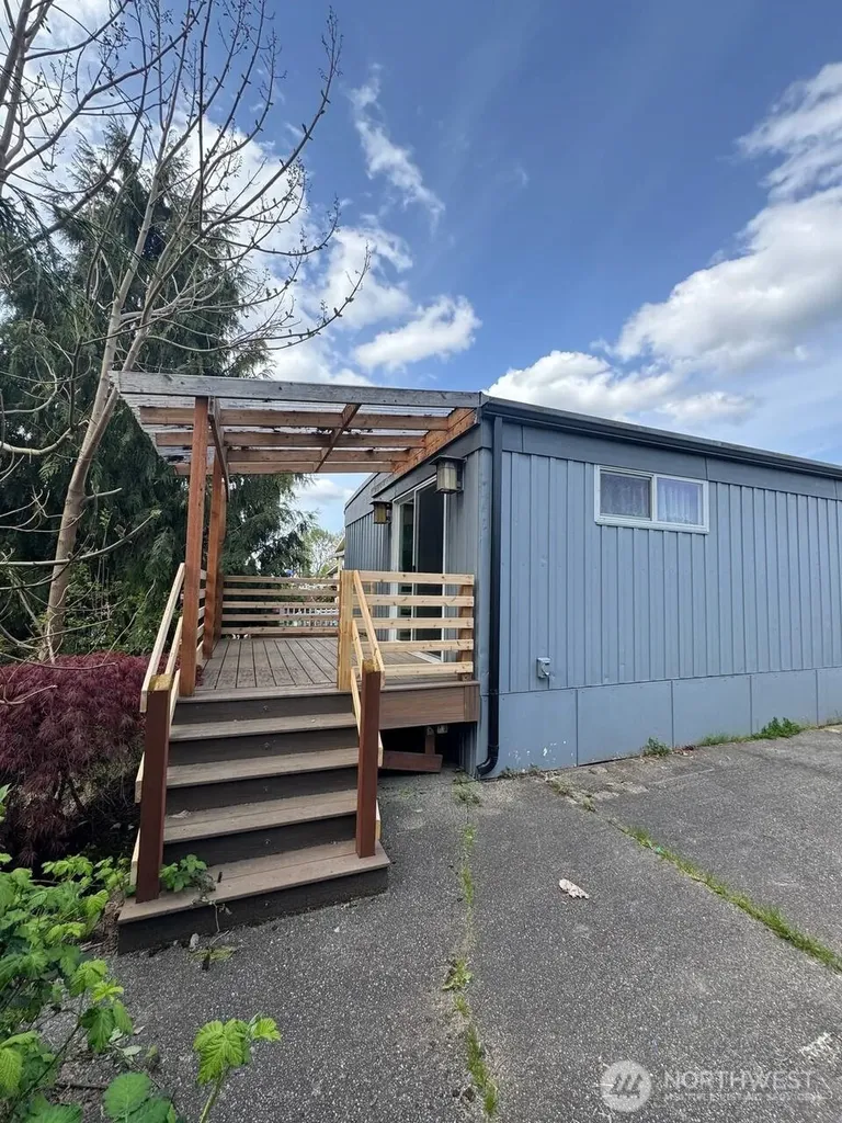 10628 63rd Street Ct E Puyallup WA 98372