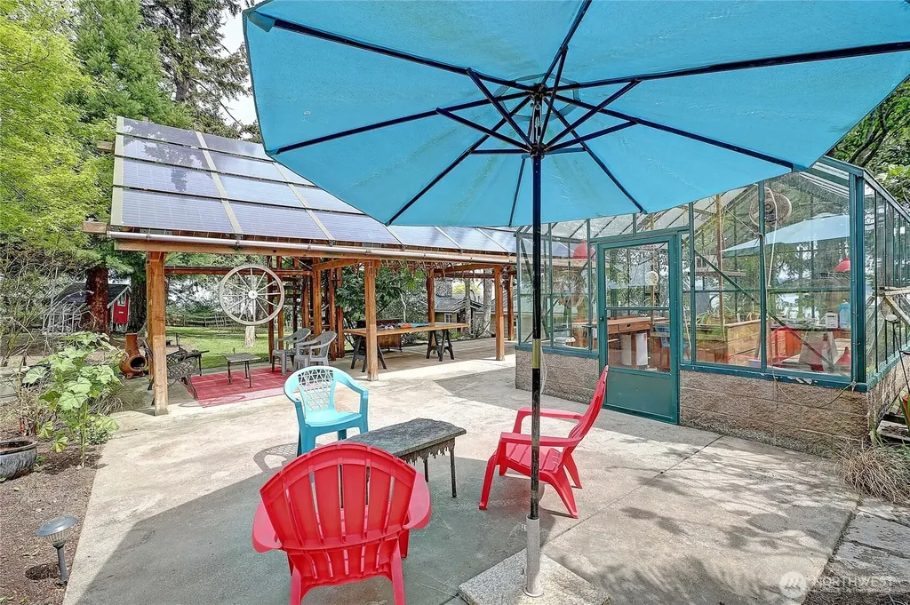 386 Shore Drive Camano Island WA 98282