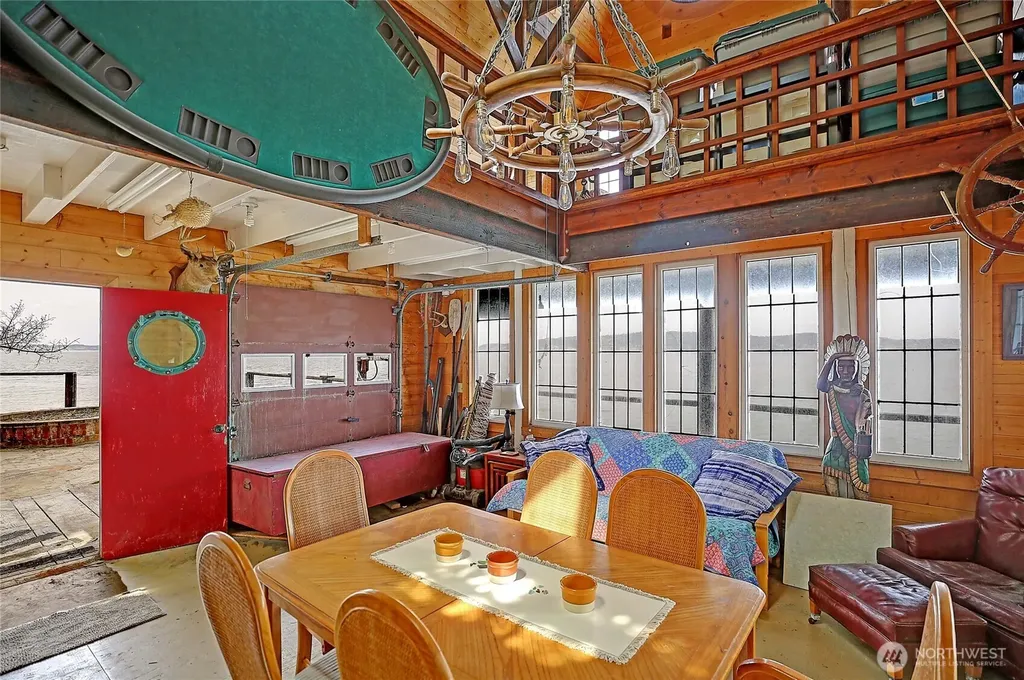 386 Shore Drive Camano Island WA 98282