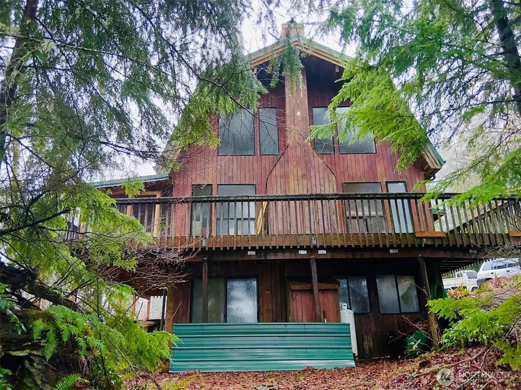 2070 W Cushman Ridge Drive Hoodsport WA 98548
