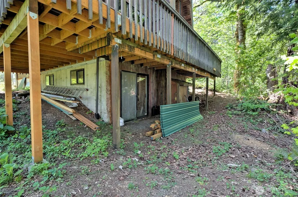 2070 W Cushman Ridge Drive Hoodsport WA 98548