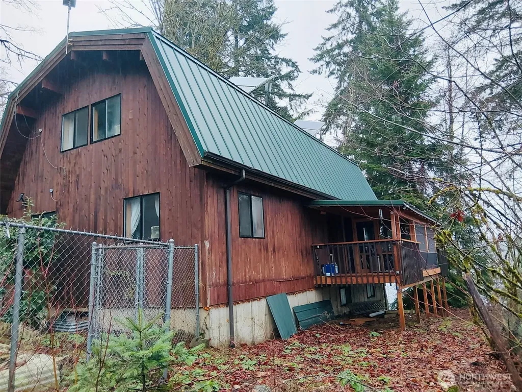 2070 W Cushman Ridge Drive Hoodsport WA 98548