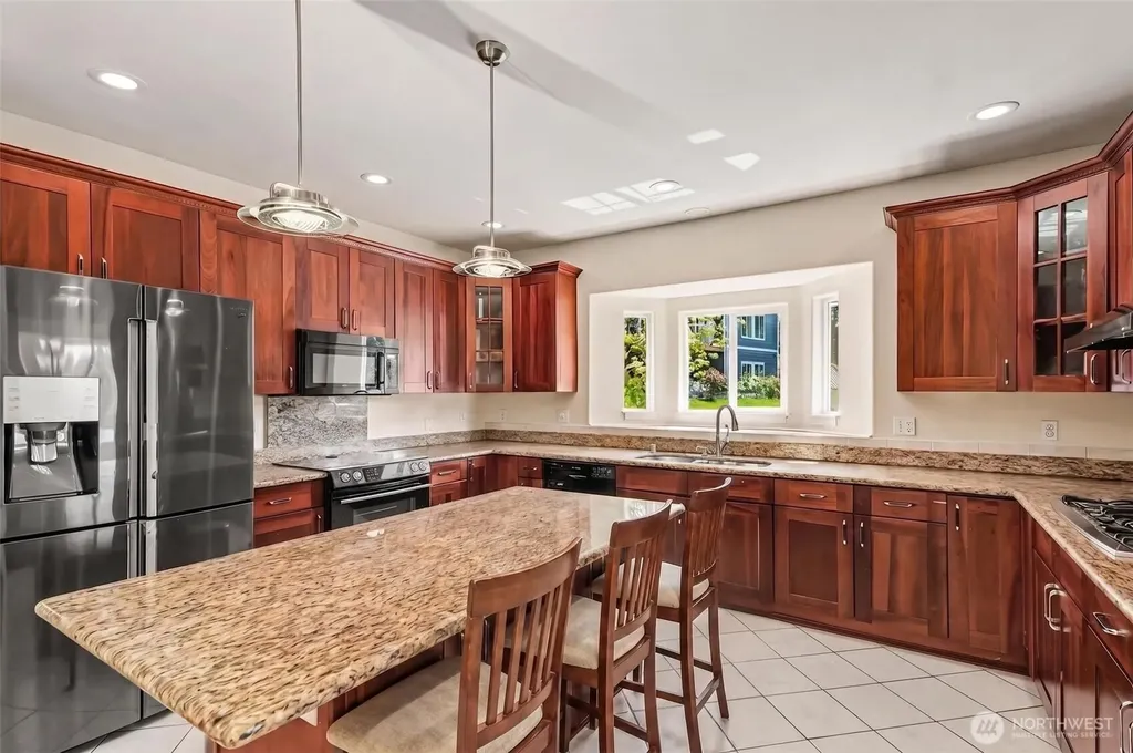 1300 N Lake Stickney Lynnwood WA 98087