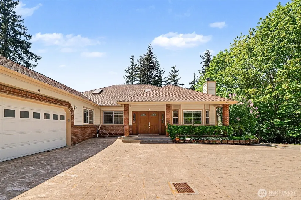1300 N Lake Stickney Lynnwood WA 98087